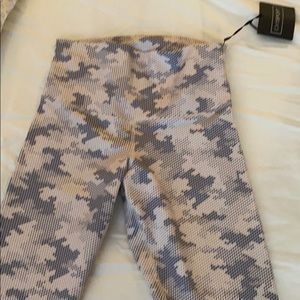Brand new with tags DYI camp leggings